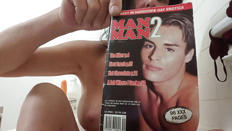 Lizzy Yum: Prosinec 2022 #7 lizzys erotické romány # 1 masturbace a čtení knihy šukání