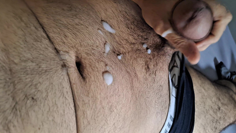 snappyblindfold3: 一次打手枪，大量精液从我坚硬的鸡巴喷出！