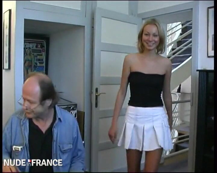 La France a Poil: Pretty blonde teen studying French gets sodomized and facialized in 3way