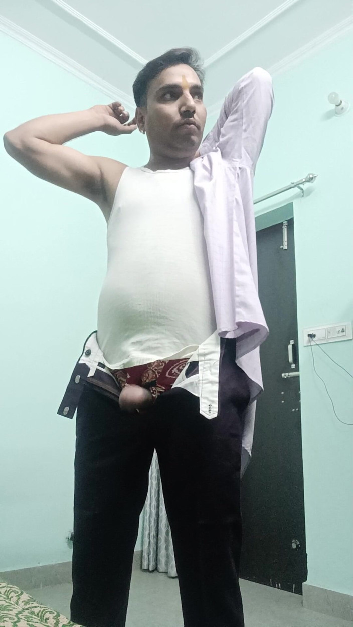 Rajasthani-old-lover: Indian desi man enjoys masturbation 