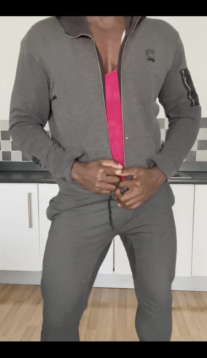 Afro Black XXX: Tocmai m-am întors de la ciclism...