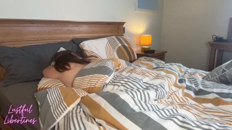 Lustful Libertines: Morgen Porno-scrollen