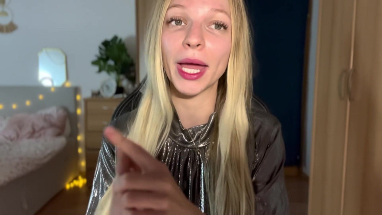 Goddess_Bella_Rae: Тогда, что-то одно, куколд желает больше всего