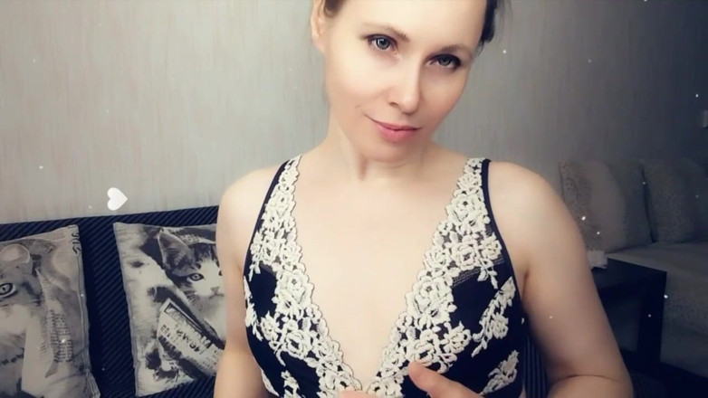 Olivia x Love: Danse, taquinage dans une belle lingerie...