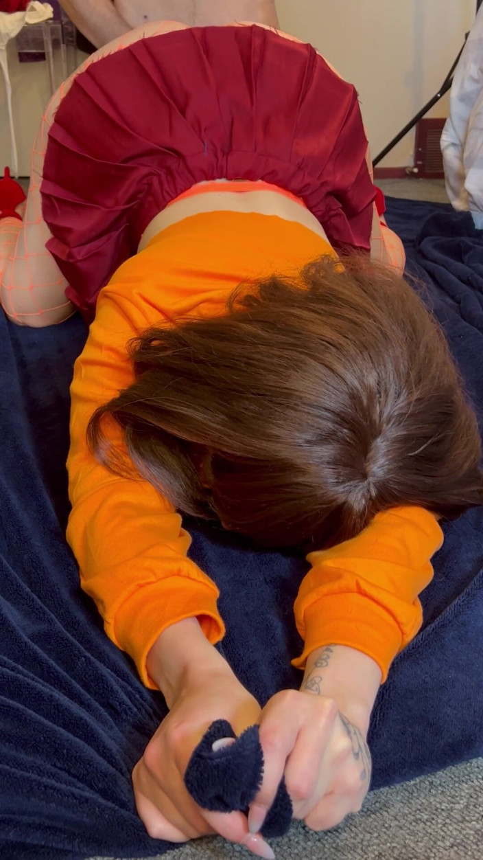 Nerdy Nympho: Velma Recibe Una Gran Sorpresa Y La Dejó Con Un...
