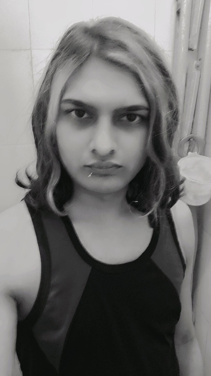 Zoyasazadai: Zoya Shezadi shauchaalay men gud nait svit drims ke lie...