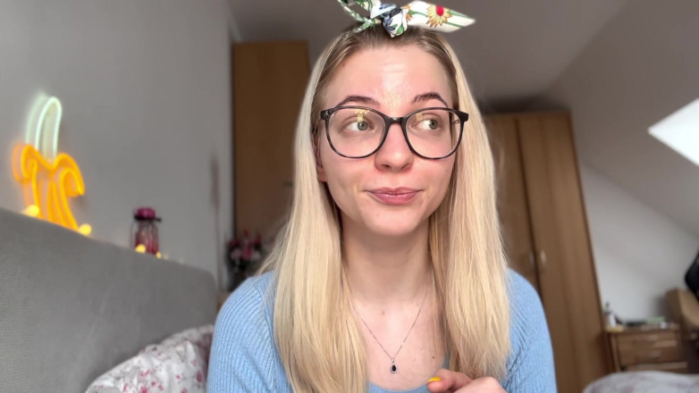 Goddess_Bella_Rae: Lo ho svuotato di $ 5329 e una nuova borsa Ysl! (Storia di...