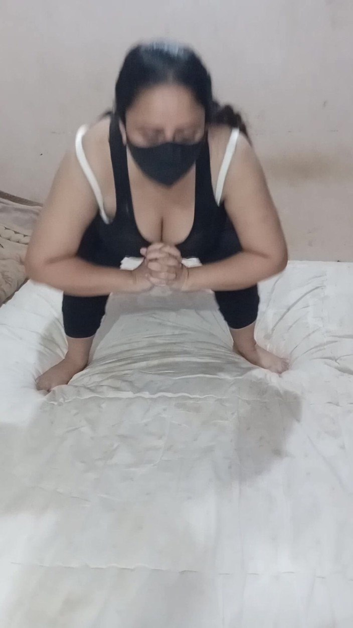 Yasmeen: Exercițiu sexy