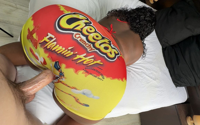 BootyClapper187: Il ragazzo bianco riesce a scopare una ragazza nera attraverso...