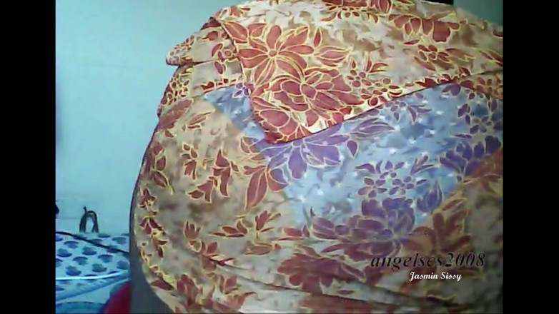 angelscs2008: Big ass Shemale Jasmin Indian Crossdresser Transgender w Sari Bra...