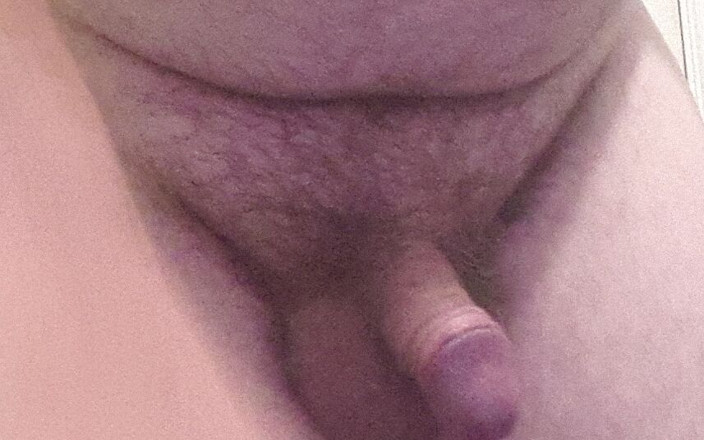 Smalldick233: Tan cachonda con mi pequeña polla