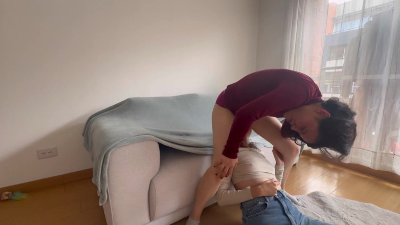 scarlettandc: Mi novia me muestra por qué no debería engañarla