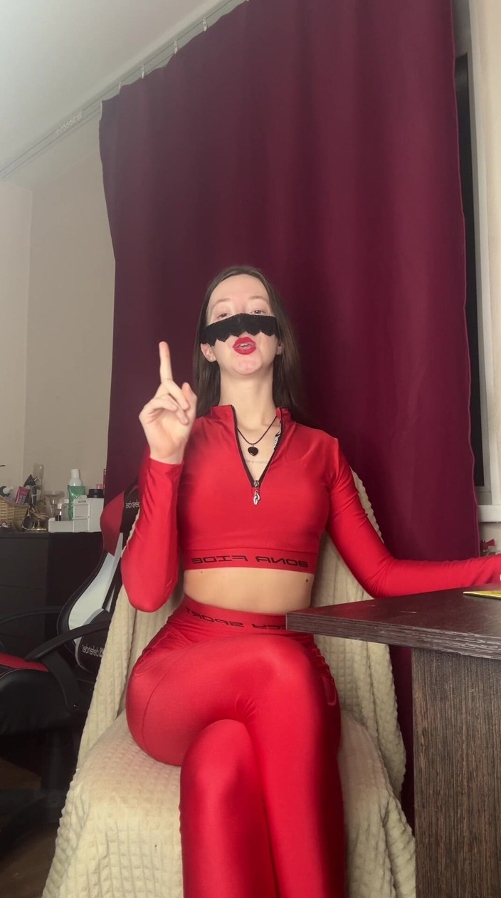 Skinny_lady69: Твій крихітний секрет під моїм контролем, sph і трусики нюхають