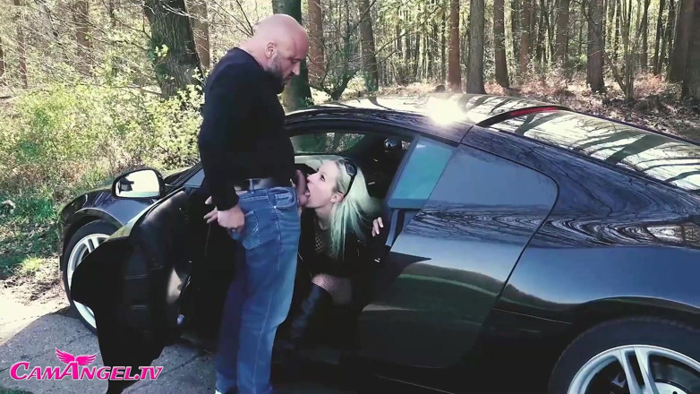 CamAngel: Audi R8 prueba de manejo y porno al aire libre
