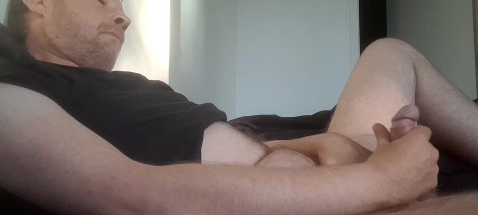 Jujus: Morning Handjob