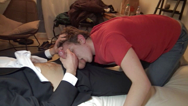 SEX WITH STRAIGHT BOY CURIOUS: Ung twink knullad barbacka av Tim