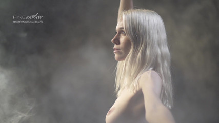 Fine Erotica: Himmlische wolken, Maria