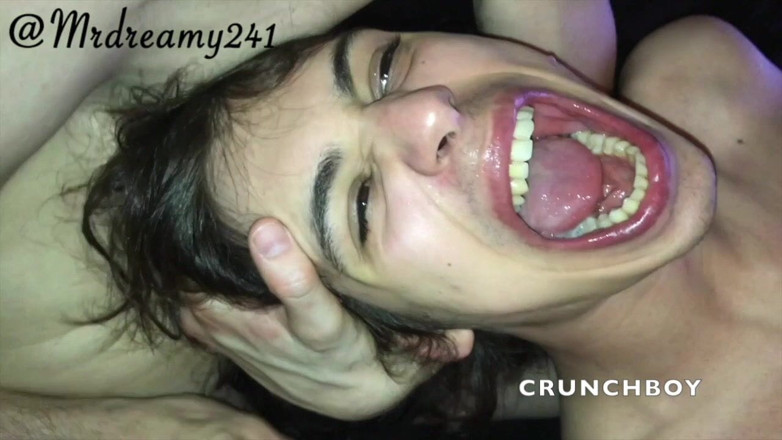 Bareback cum inside studio: Germaon futută crud de 2 pule mari