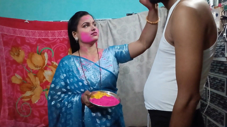 BendableFog5: desi bhaabhi ka pati holi men ghar nahin aae to...