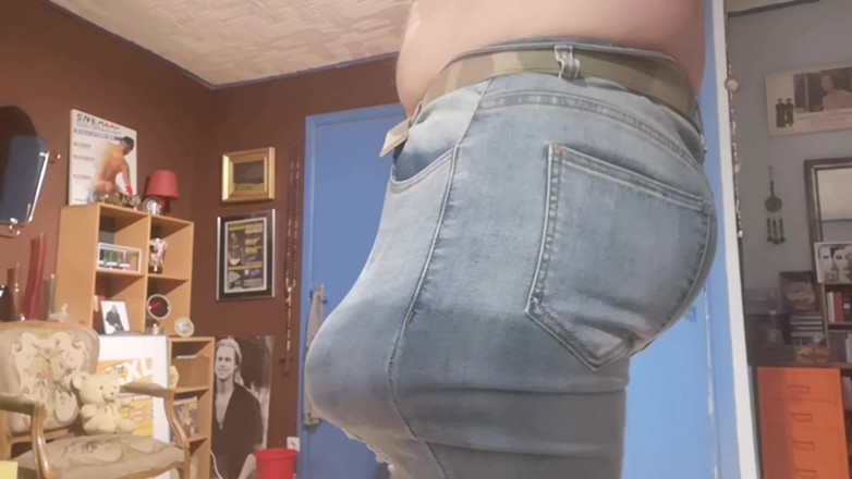 Monster_Meat_: Jeansbulge Pumping Freak