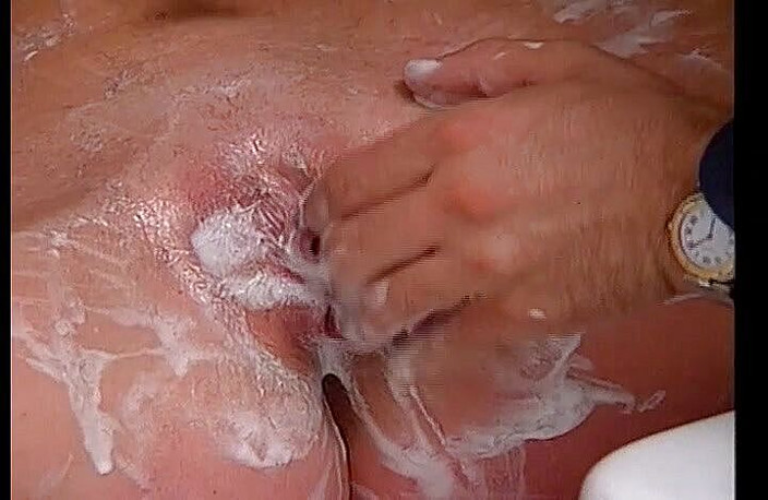 Perfect Porno: Тинке побрили ее киску, трахнули пальцами, вылизали и сосали член