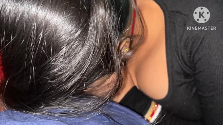 Roxx: Fată indiancă sexy proaspăt căsătorită se fute cu un tip...