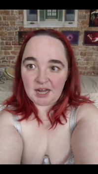 Hey Dear, I’m Eve, and I’m About to Be the Hottest Obsession You’ve Ever Found