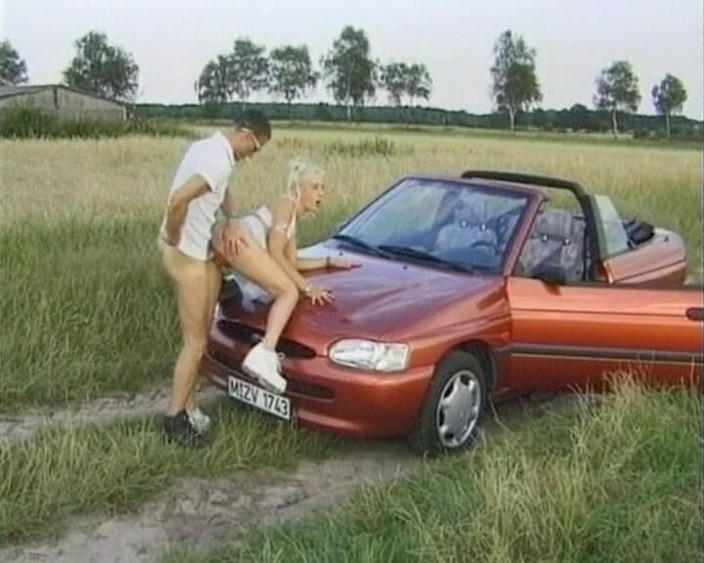 German amateur couples: Nghiệp dư nhặt được thiếu niên Đức đút sâu vào cổ họng khi đi...