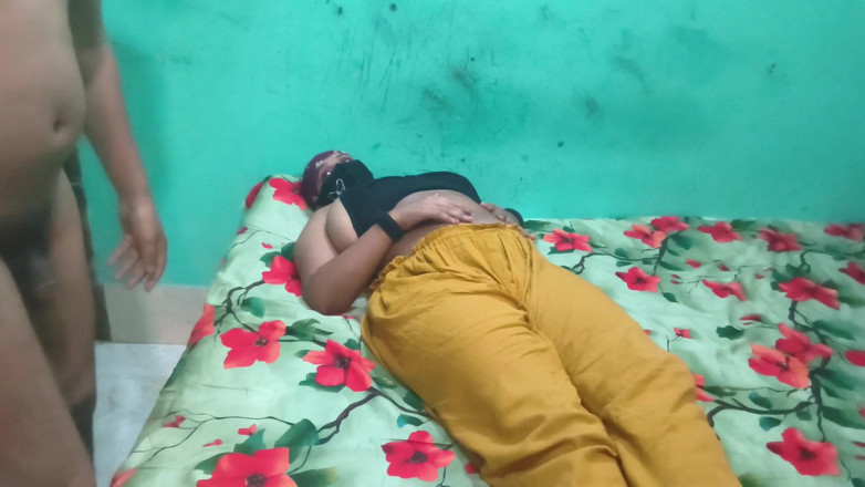SweetRiyaXO: Секс з моєю сексуальною чашкою і дуже жорсткий трах bangla bolo