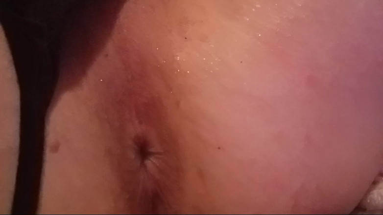 Sissy Nikki Sex Slave: bahin khel ke saath uske khilaune