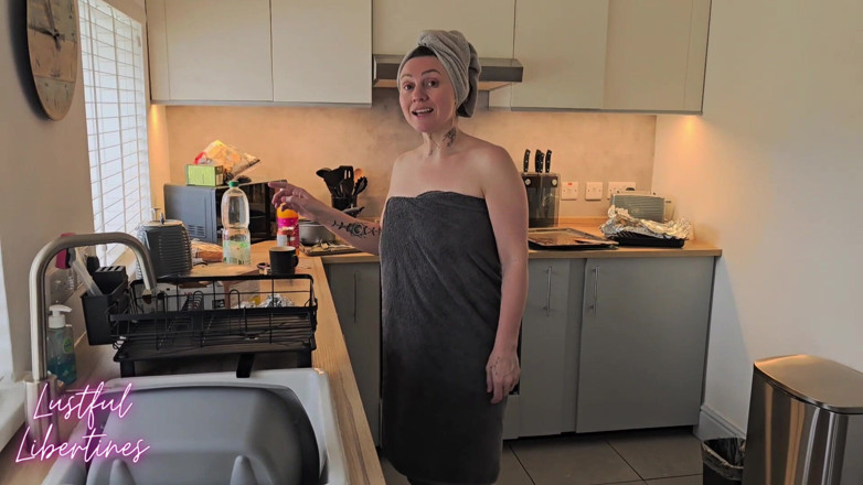 Lustful Libertines: Creampie My Hairy Mature Stepmom. Cheating MILFs Are Irresistible