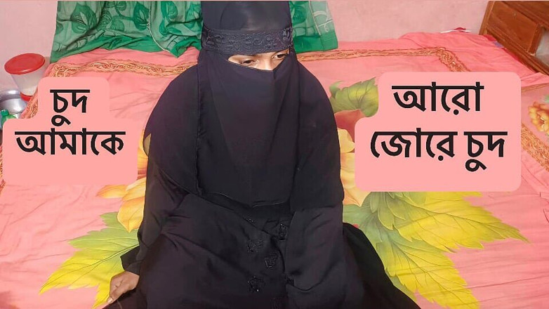 Bdsex24: Desi Bhabhi hard geneukt door haar buurman