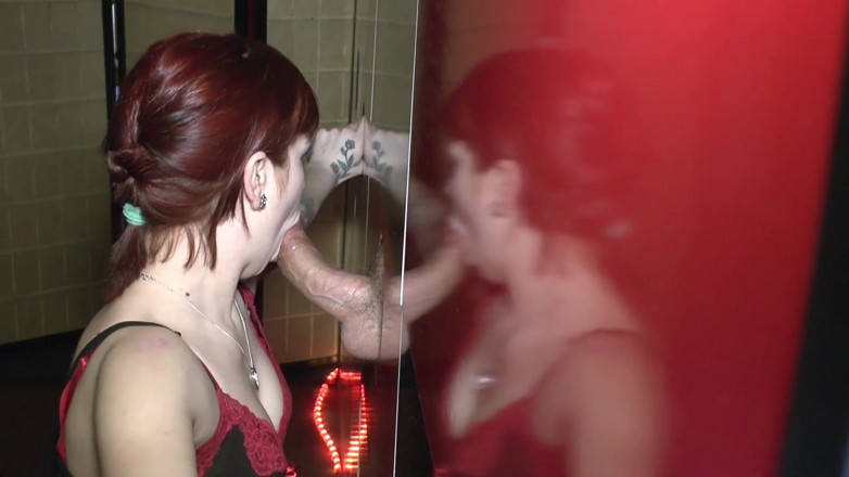 Pinkzilla Media: Cora Pearl - das erste mal im gloryhole