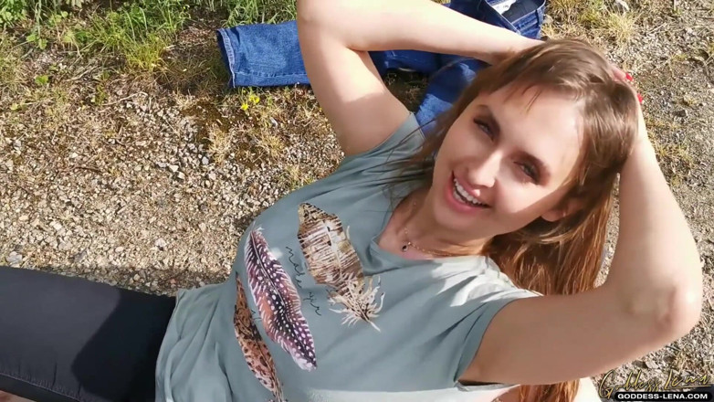Goddess Lena: Свидание ступнями с Birkenstock-Sandals