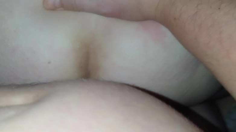 Sekretny666: Memusnahkan pantyhose dan pancutan mani ke dalam pepek ketatnya
