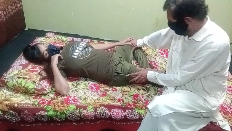 MehwishButt: Contrôle régulier de la chatte