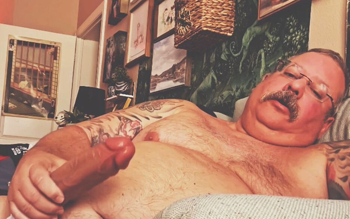Hand-Free-Daddy-Chub: Step - tati urs dolofan ejaculează fără mâini (videoclip popular)