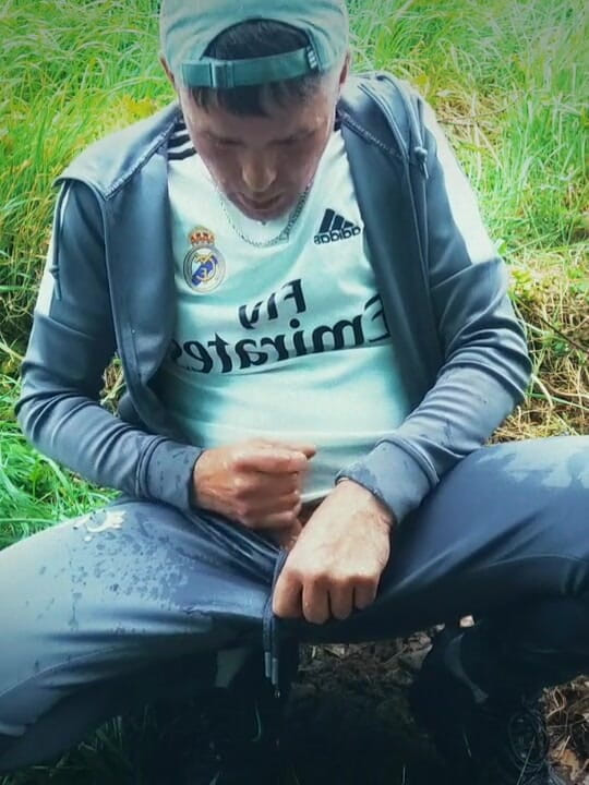 Scallyoscar: Melancap kencing, minum kencing dan pancutan mani sudut pandangan dekat...