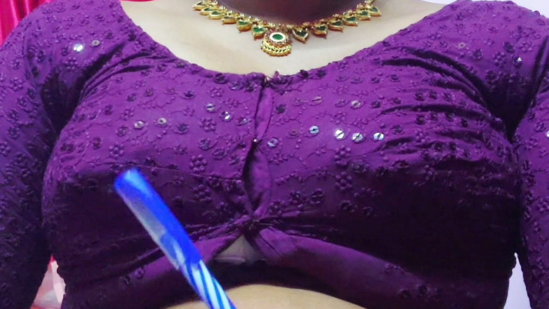 Desi Mohini: Хлопець займається сексом з другом своєї зведеної сестри