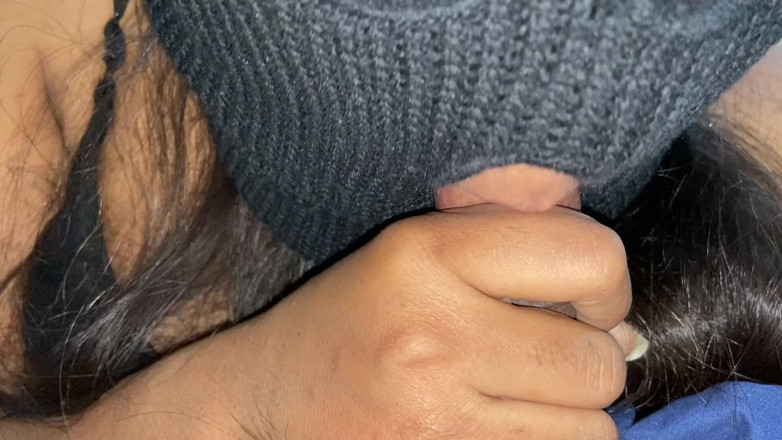 Ritu Bhabhi: 아침에 내 자지를 실수로 빨아먹는 인도 이복 여동생