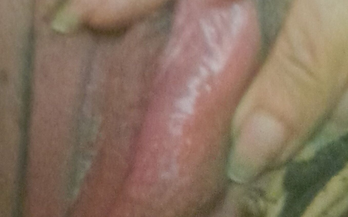 Honey 69: Pepek dan melancap dubur.