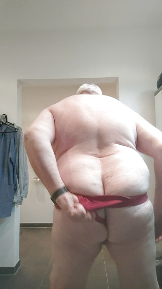 Karlchengeil: Desnuda de mi zapato y mi herramienta vibrante