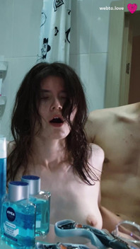Babe Decided to Lock Herself in the Bathroom to Masturbate, but as Soon as She Was Noticed, She Immediately Suggested Having Sex