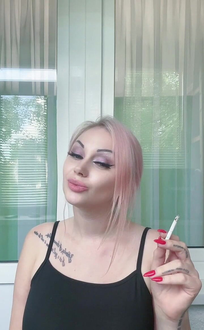 Goddess Misha Goldy: Bla Bla Bla et un peu sur ma journée !