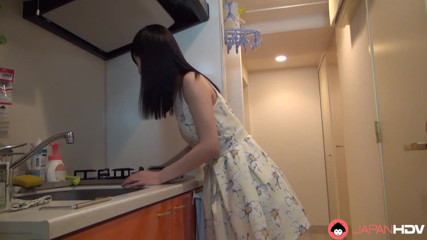 Japan HDV: Mai Araki et son copain se déshabillent en faisant le...