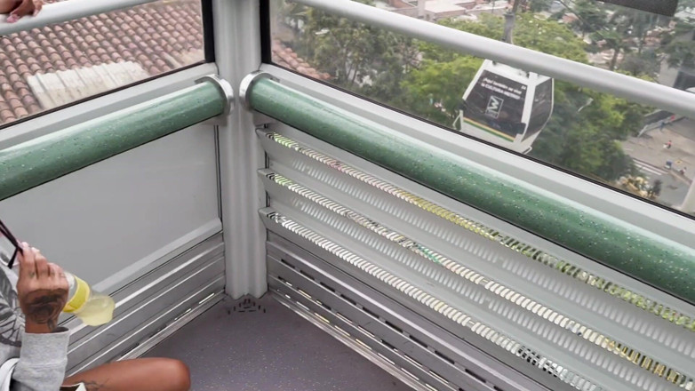 Latino_america24: Chica Me Invita En Su Casa En La Favela De...