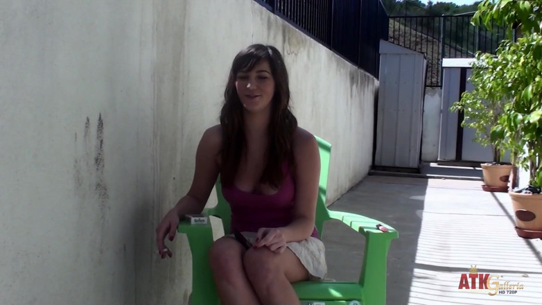 ATKIngdom Fans: Rozhovor s Holly Michaels