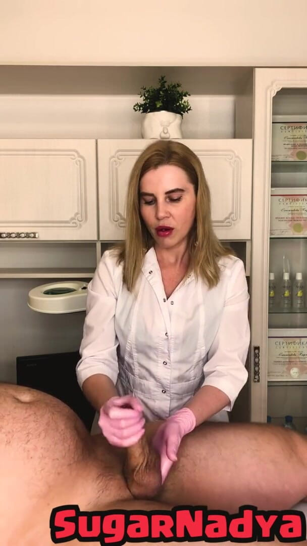SugarNadya: Професійне тренування з лінгамма масажу на прикладі пеніса