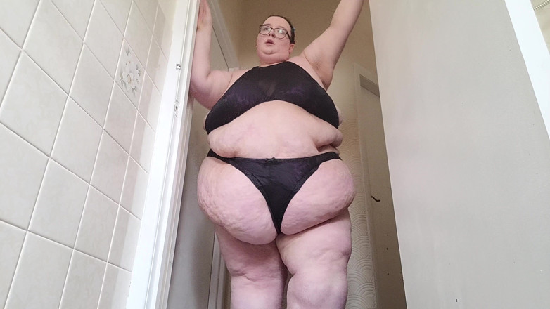 SSBBWLadyBrads: Ваш товстий страждають ожирінням стриптизер