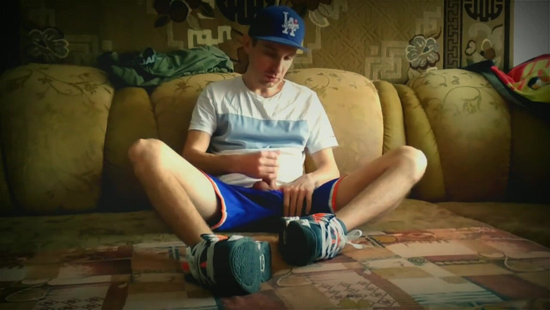Sneakersmax98: Masturbation in skater-turnschuhen Osiris D3 gekleidet